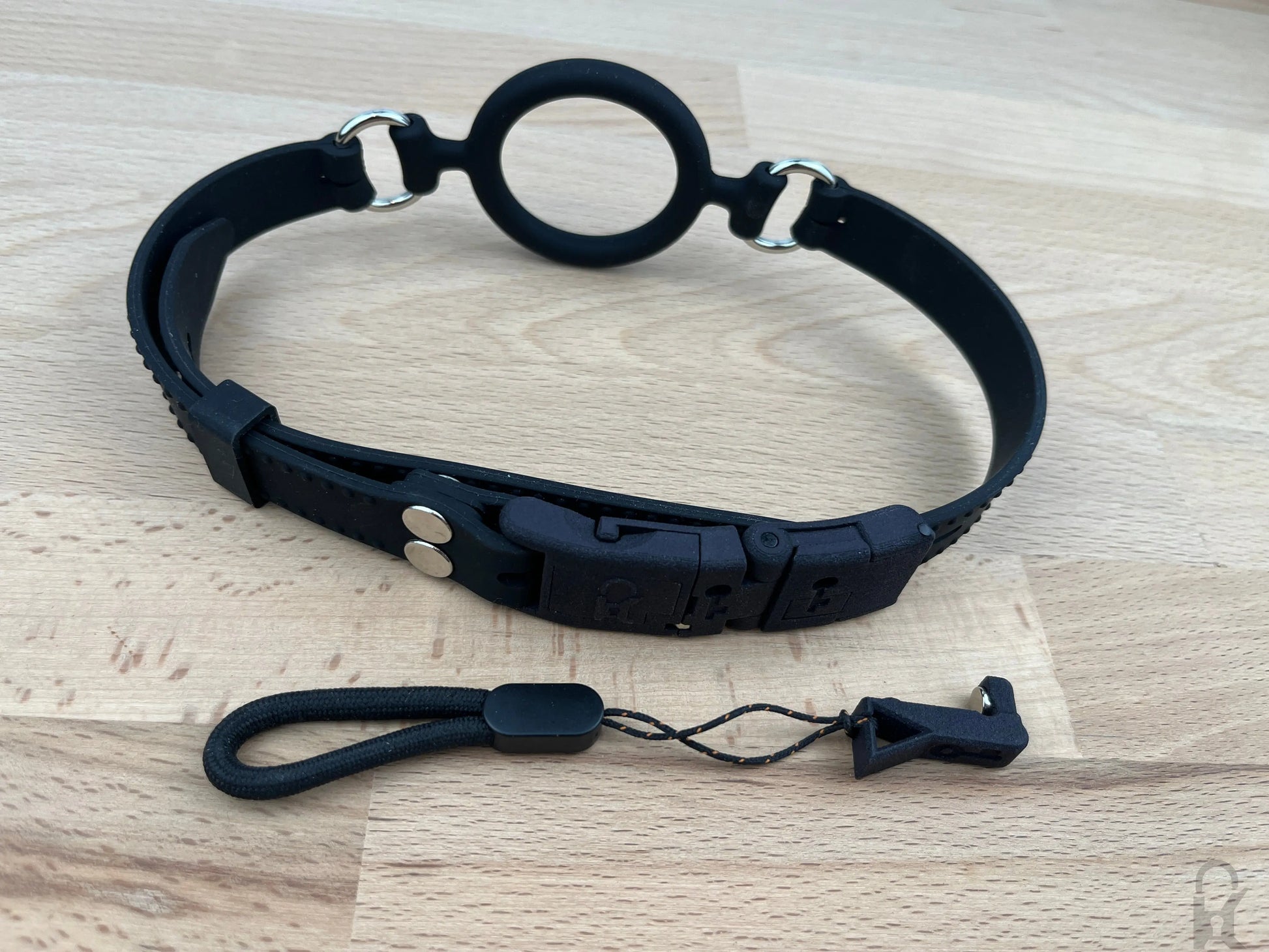 Silikon Ringknebel mit Kink-Lock Schnellverschluss, schwarz ComfortableRestraint